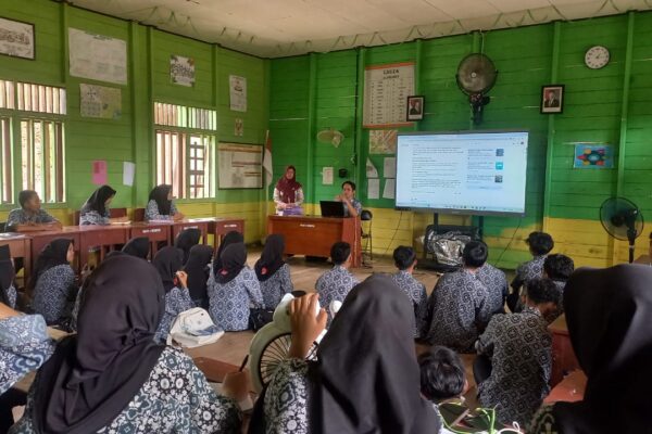 SOSIALISASI ANBK SMAN 4 PURUK CAHU
